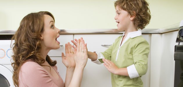 Cómo debe hablar una madre a sus hijos