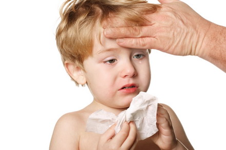 El cuidado de niños con gripe