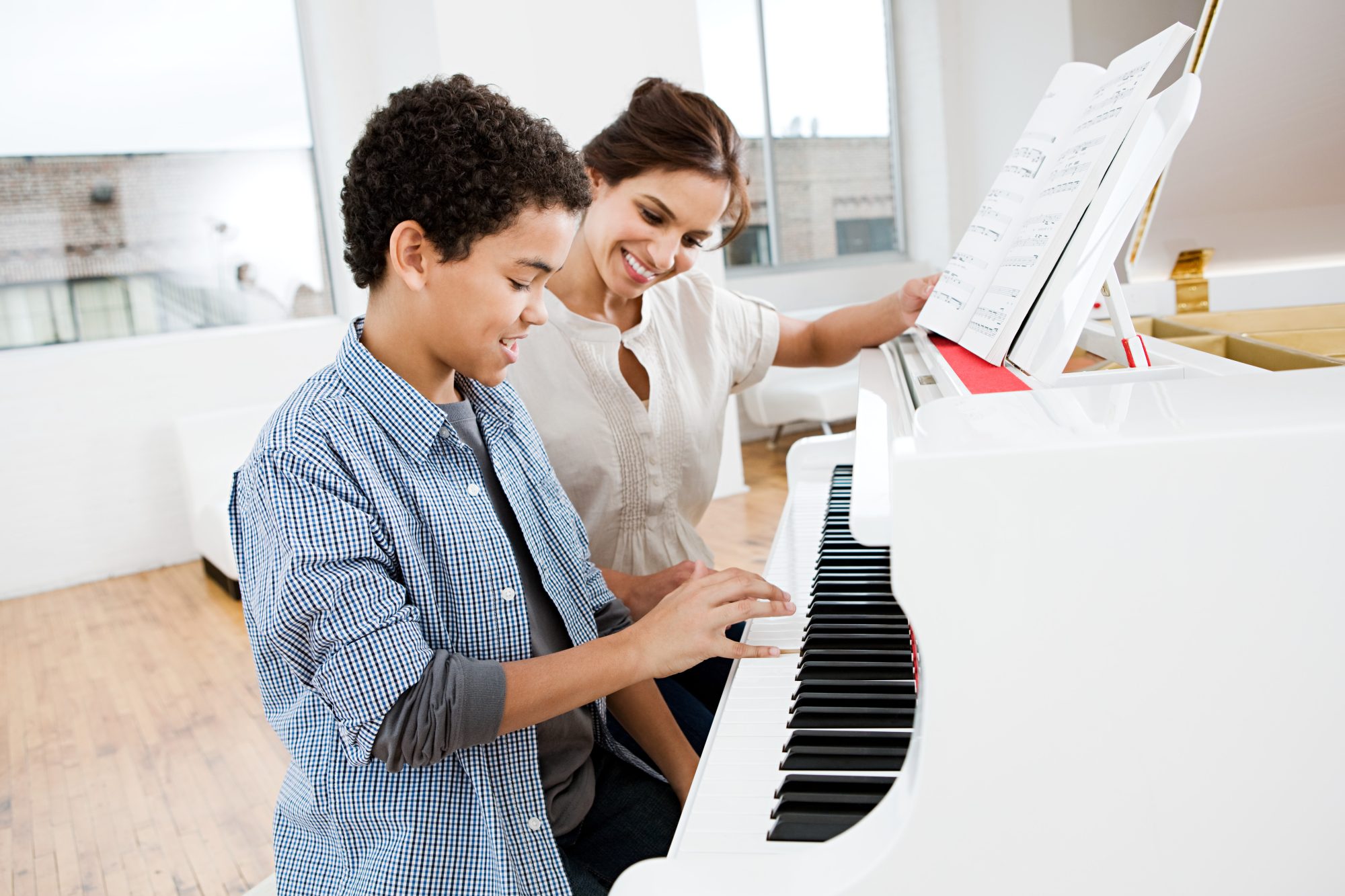 Cuánto cuestan las clases de piano y cómo puede ahorrar dinero
