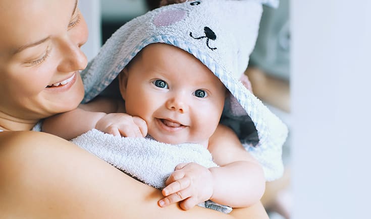 Beneficios del cuidado natural de la piel para el bebé (y para ti)