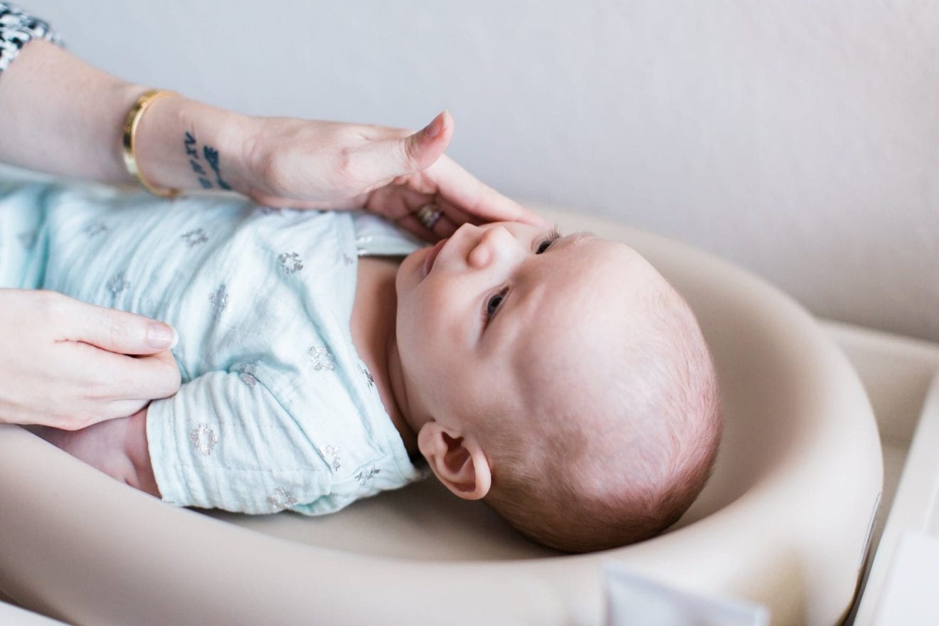 Remedios Para El Estreñimiento Del Bebé: Cómo ayudar a un recién nacido a hacer caca