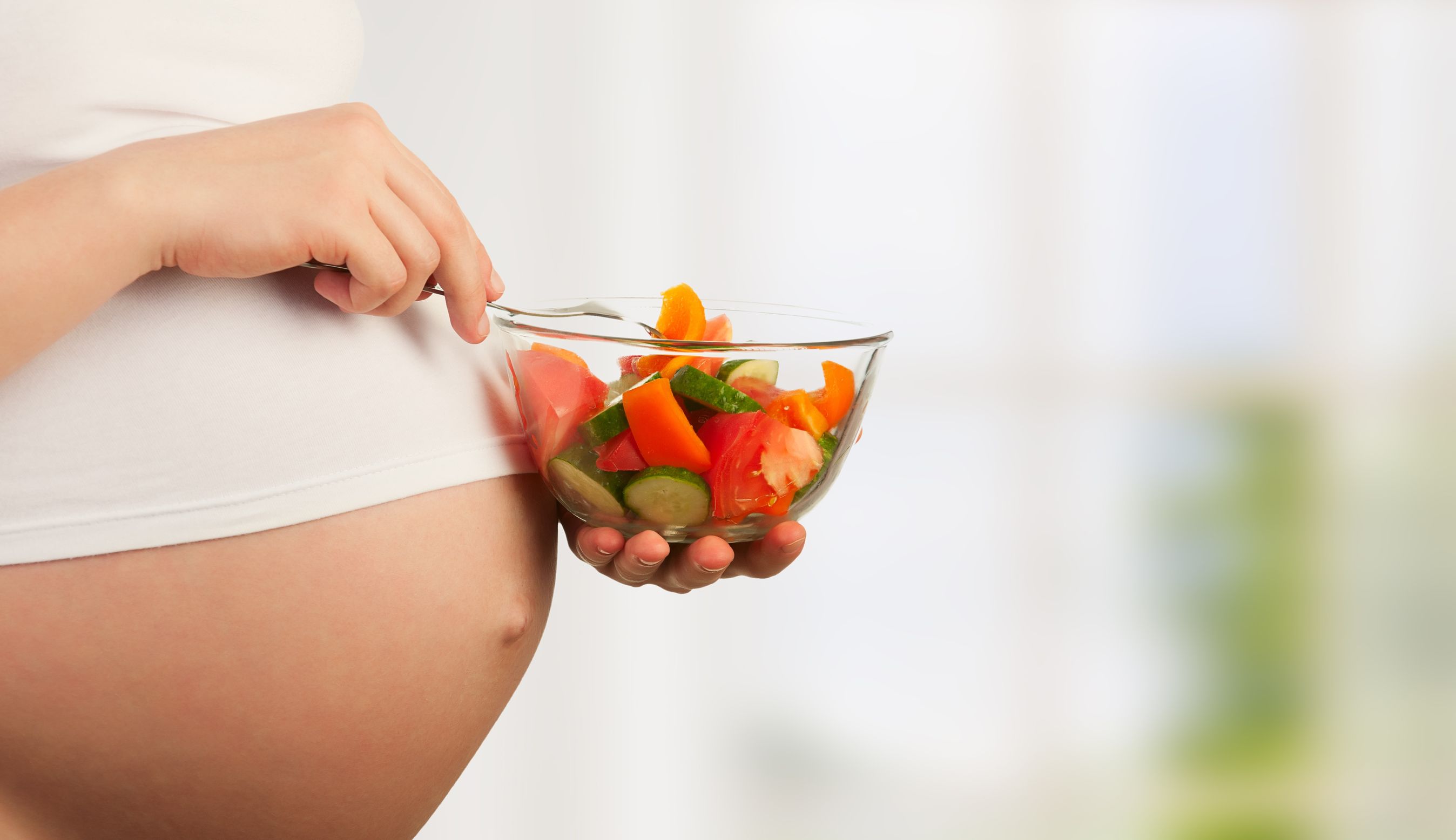 Lo que debes y no debes comer durante maternidad