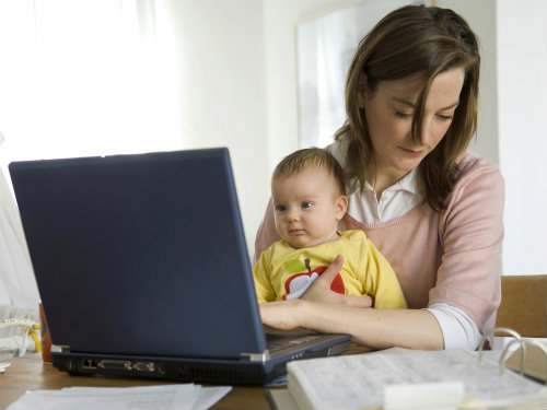 Conoce las ayudas para la maternidad