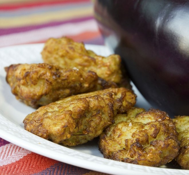 Receta para niños: emparedados de berenjena, embutido y queso