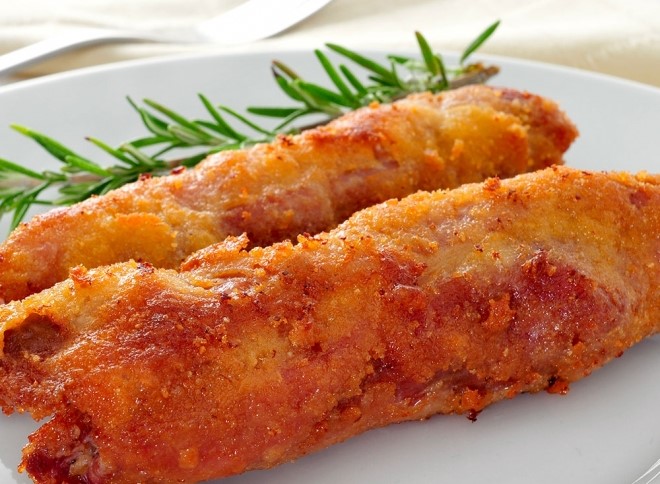 Receta para niños: rollitos de espárragos con jamón