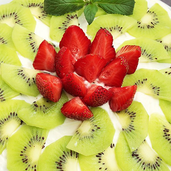 Receta para niños: carpaccio de fresas y kiwis