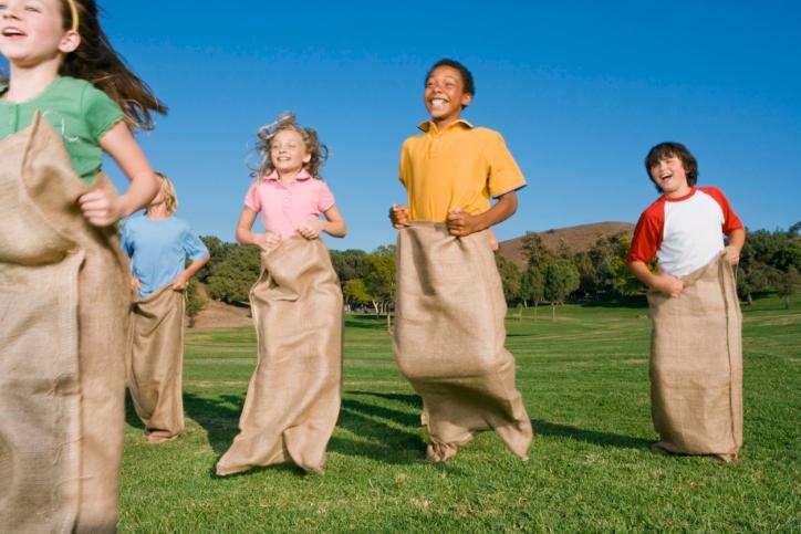 Juegos educativos para niños: juegos para celebrar una gymkana