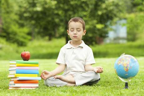 Ejercicios para niños: cómo trabajar la relajación y el control de la impulsividad