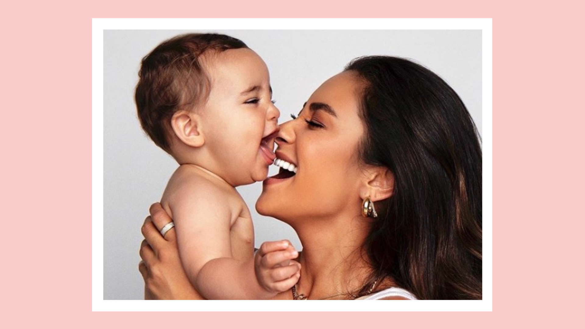 Shay Mitchell es sincero sobre el primer año de maternidad