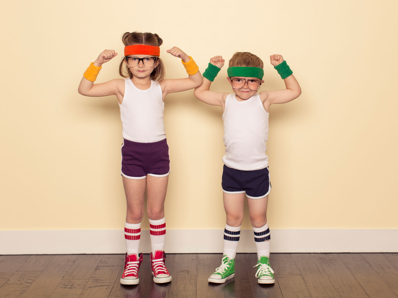 15 formas de mantener a los niños activos dentro de casa (incluso si no tienes mucho espacio)
