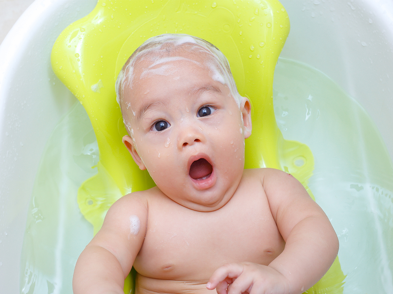 Que Hacer Cuando Tu Bebe Hace Caca En La Banera 21 Solo Para Madres Que Hacer Cuando Tu Bebe Hace Caca En La Banera 21 Solo Para Madres