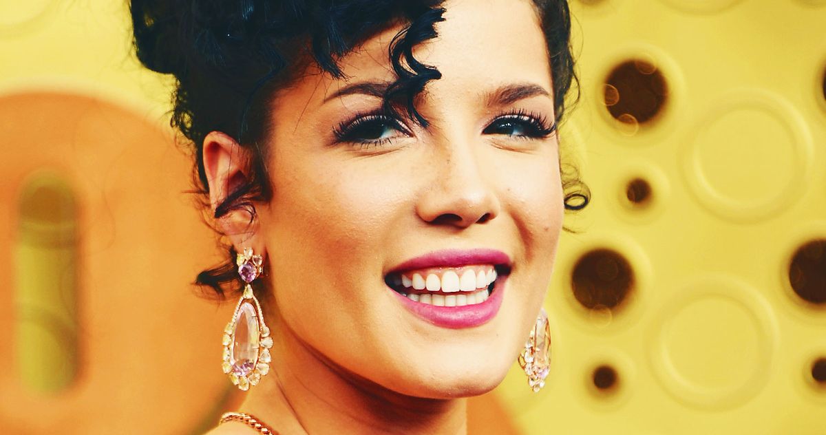 Halsey da la bienvenida a su bebé Ender