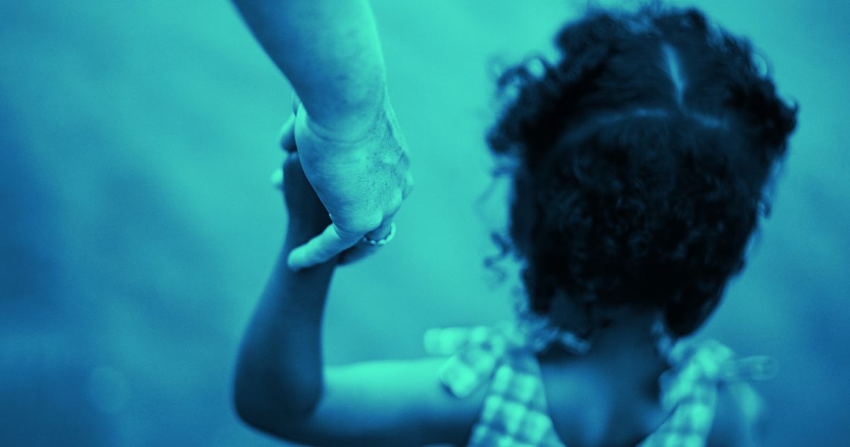 Los adoptados transraciales están cansados de la televisión