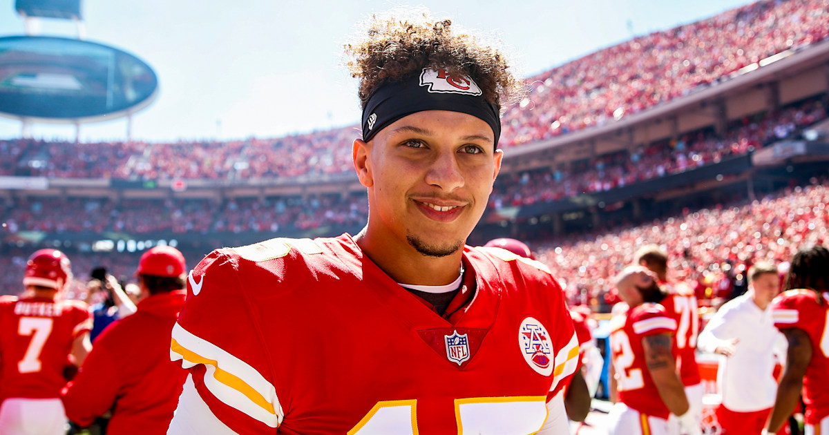 Patrick Mahomes comparte una nueva foto del bebé Sterling para celebrar el hito