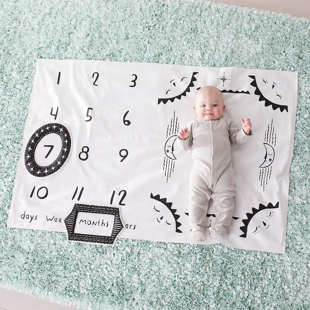 best baby milestone blanket from crate kids