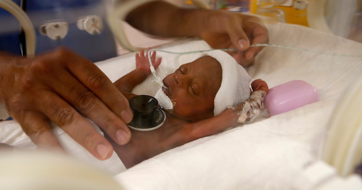 Un médico cuenta cómo fue el primer parto de 9 bebés vivos