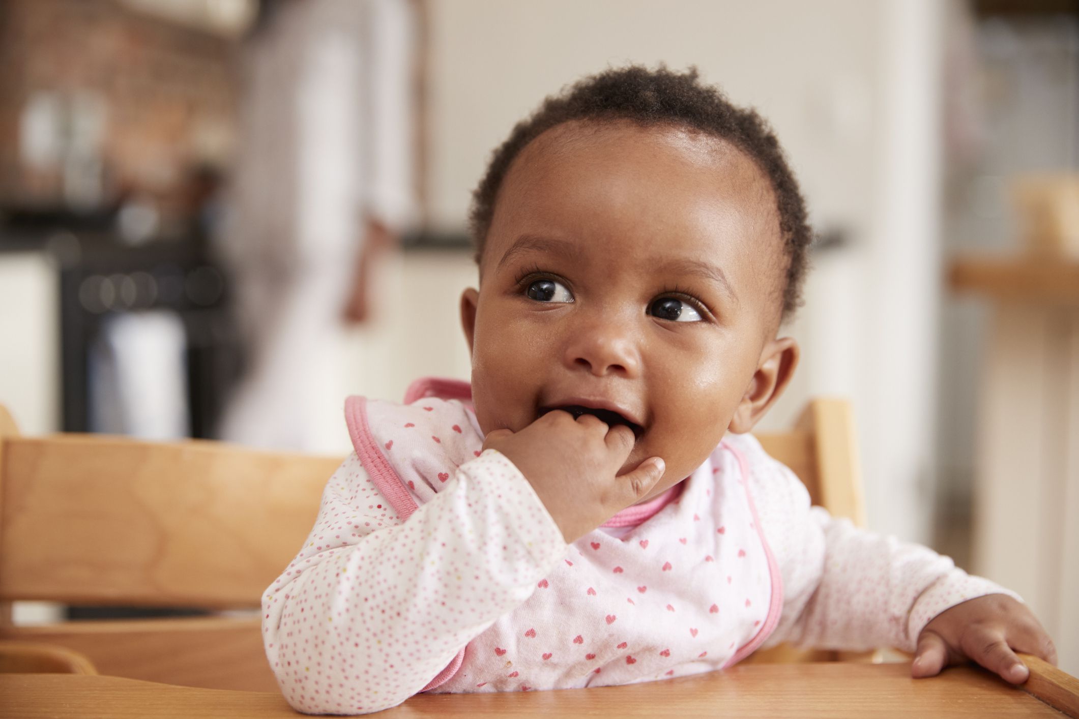 Cómo saber si su hijo de 9 a 12 meses está comiendo lo suficiente