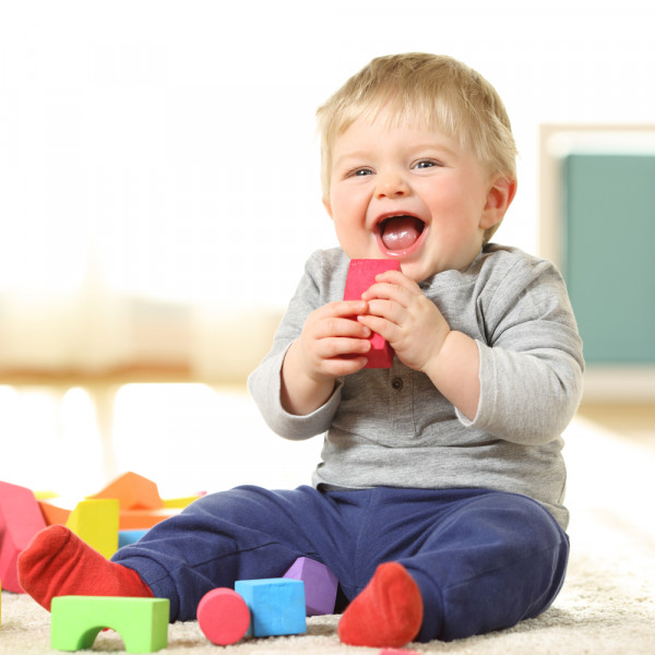 Cómo saber si su hijo de 6 a 9 meses está comiendo lo suficiente