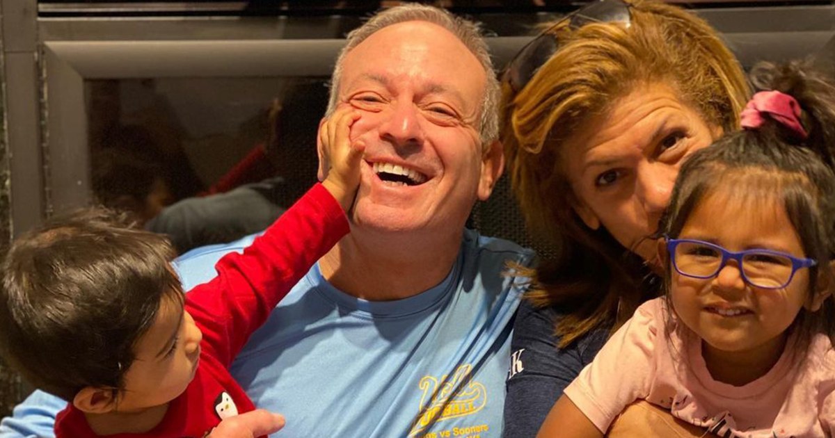 Hoda Kotb revela por qué estaba "aterrada" al hablar de la adopción con Joel Schiffman