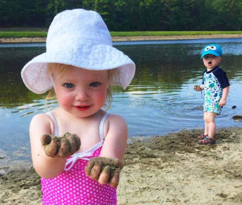 Los mejores consejos de playa para niños y bebés