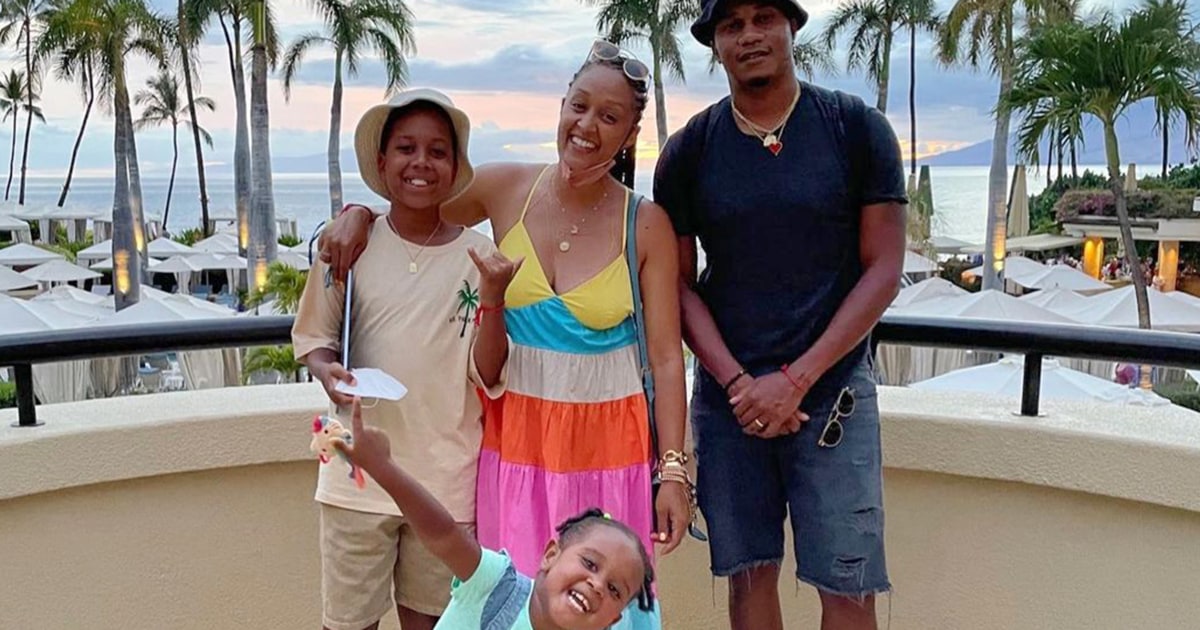 Por qué Tia Mowry desea que la gente sea más honesta sobre su camino hacia la paternidad