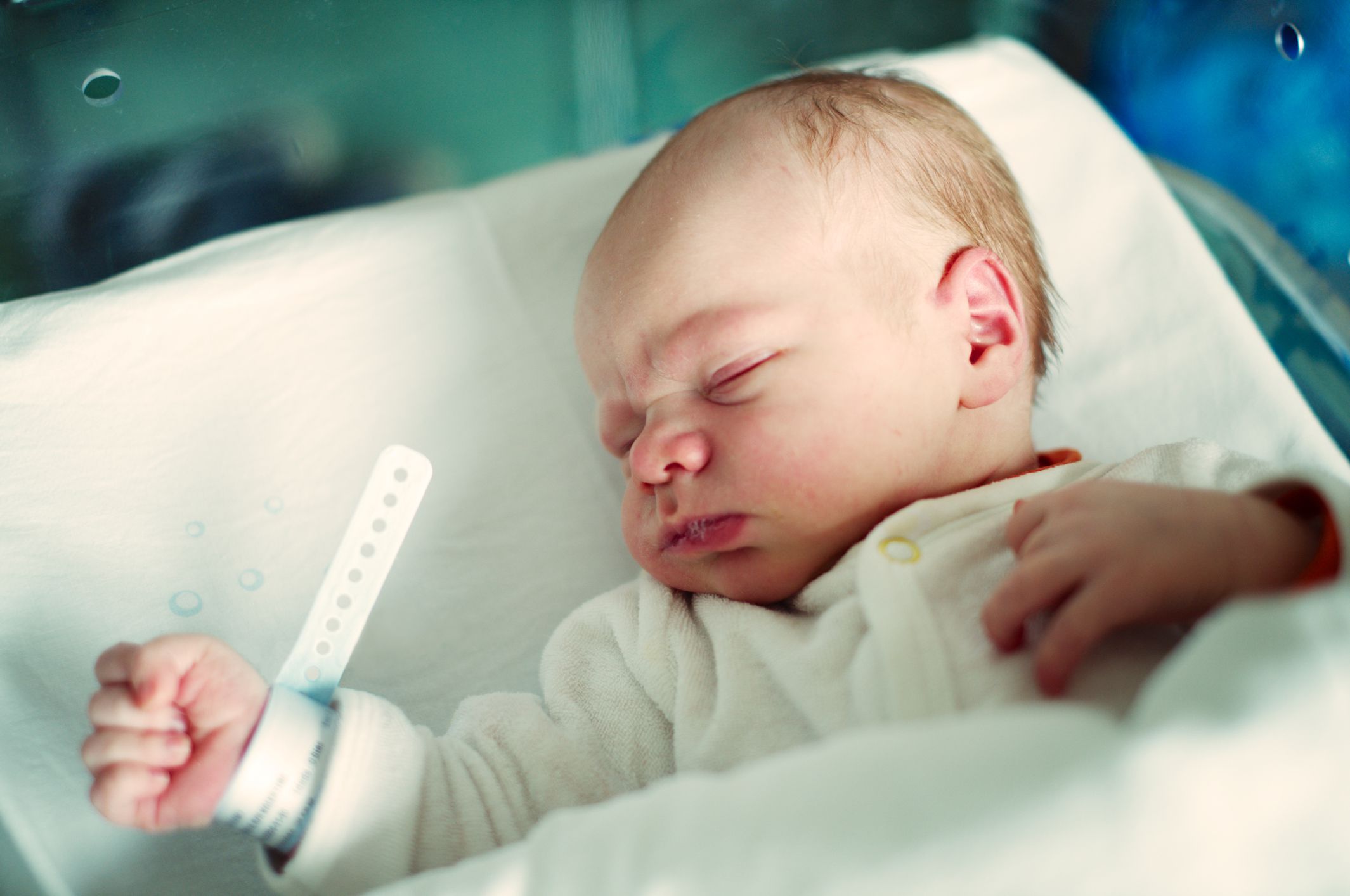 Visión general del reflejo de esgrima en los recién nacidos