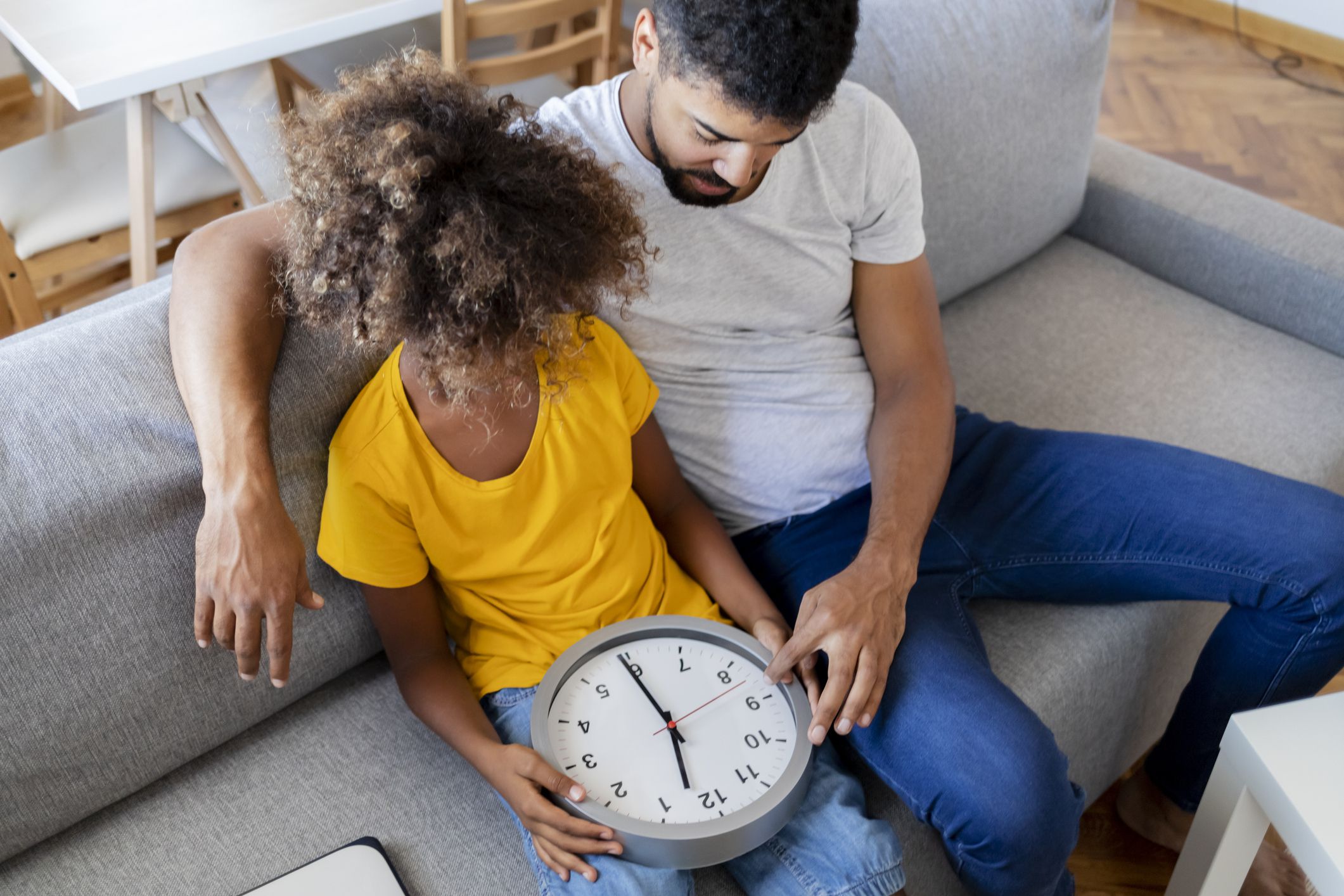 Instrucciones paso a paso para enseñar a su hijo a decir la hora