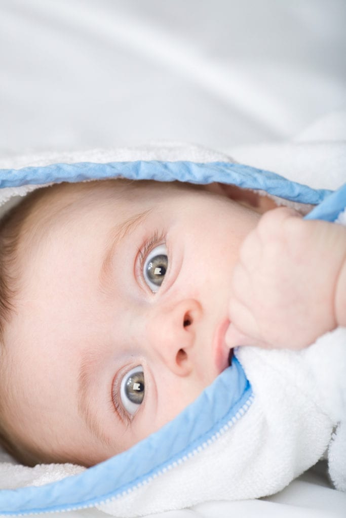Nuestros mejores consejos para cuando tu bebé se despierta demasiado pronto