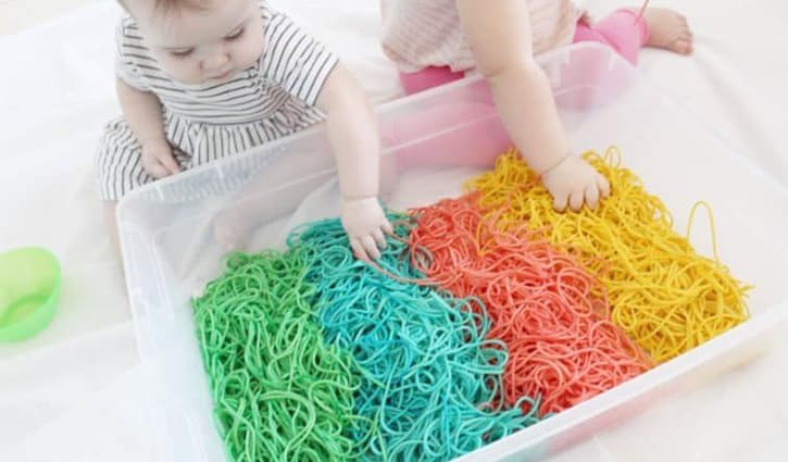5 taste-safe baby messy play ideas