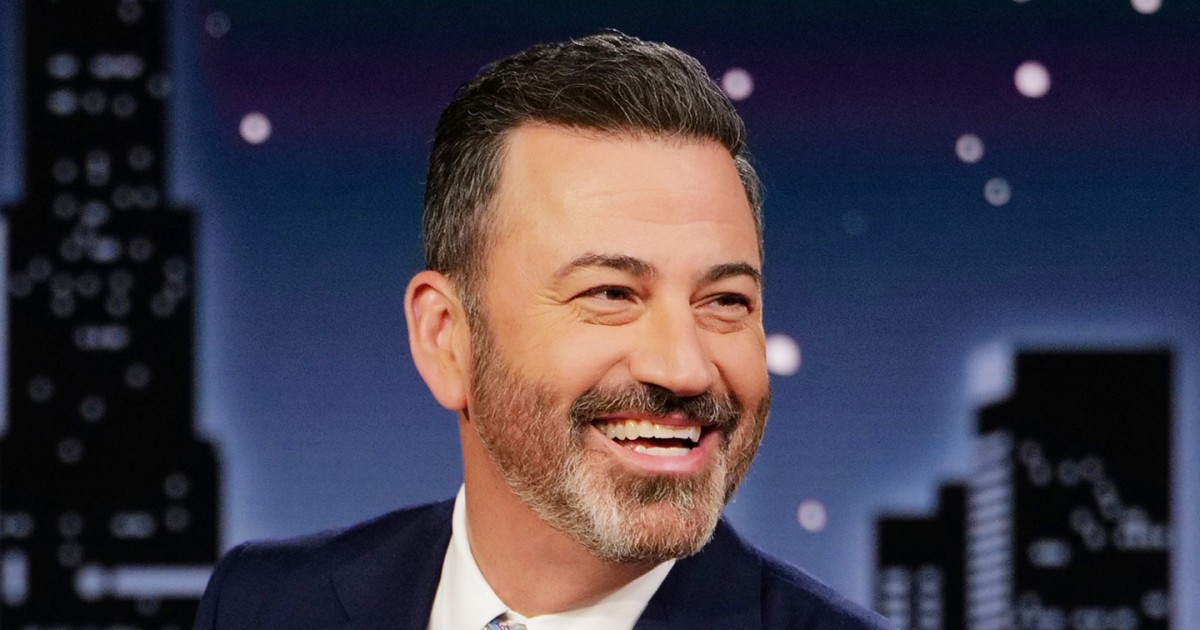 Kevin, el hijo adulto de Jimmy Kimmel, se parece mucho a él en una nueva foto
