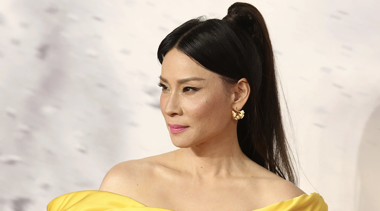 La maternidad subrogada de Lucy Liu