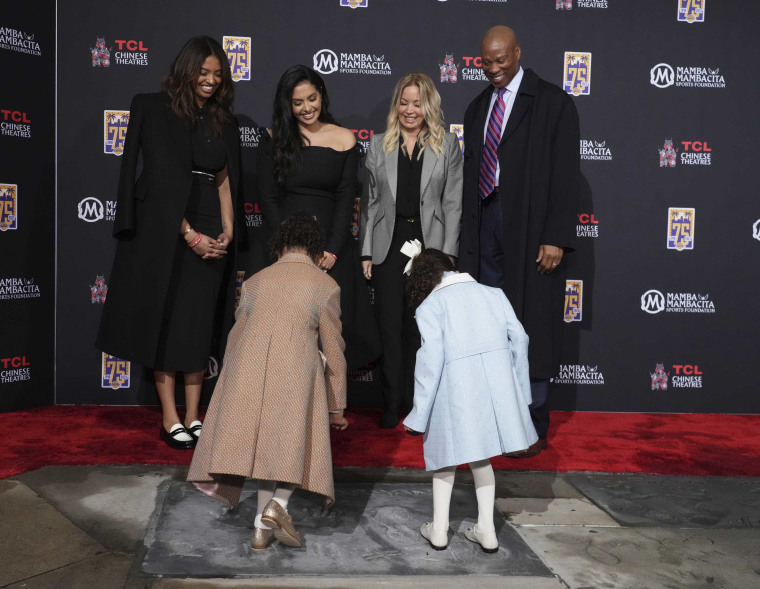 Natalia Bryant habla de sus recuerdos con su padre Kobe Bryant durante la histórica ceremonia de la huella de la mano