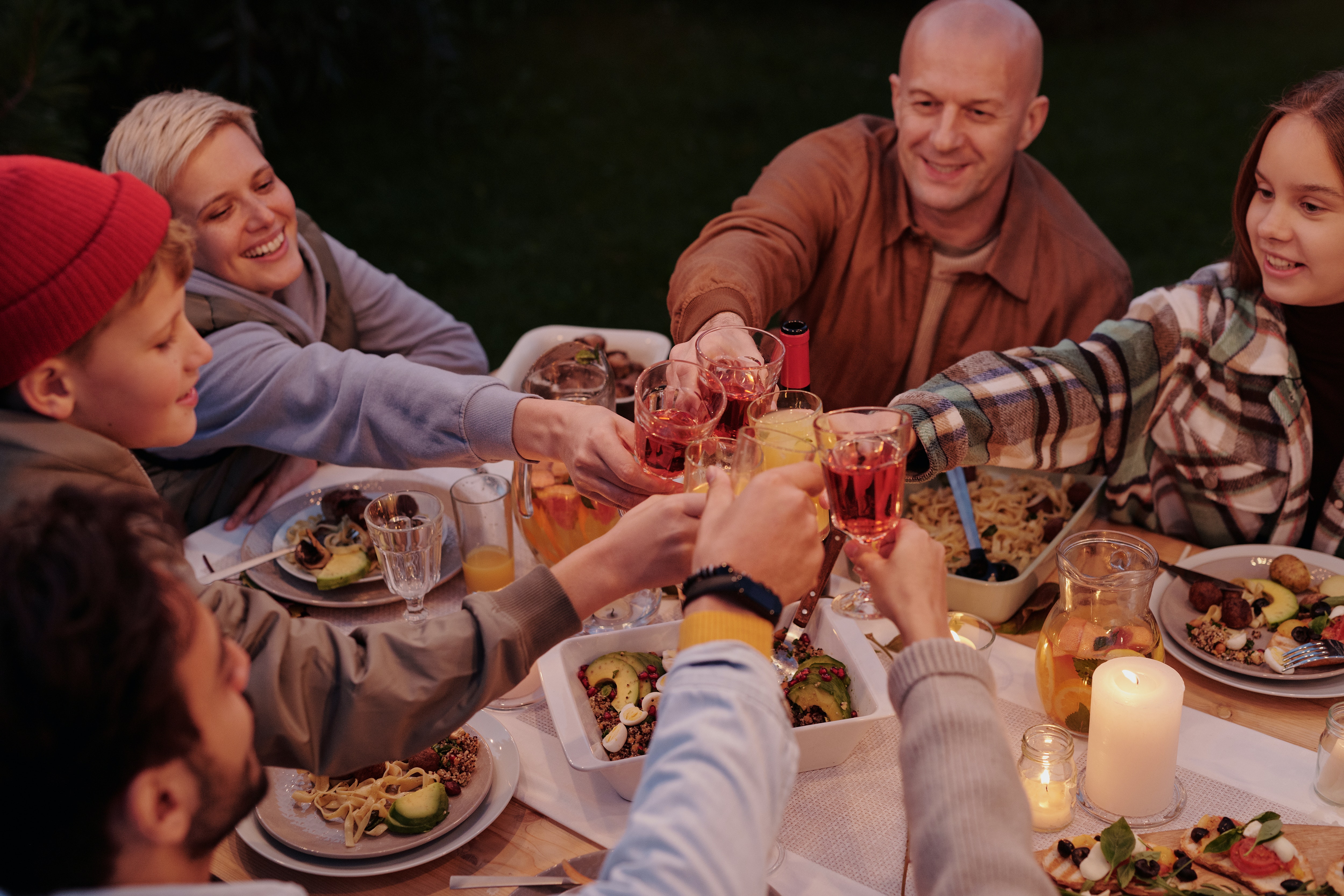 ¿Qué se hace en una cena familiar?