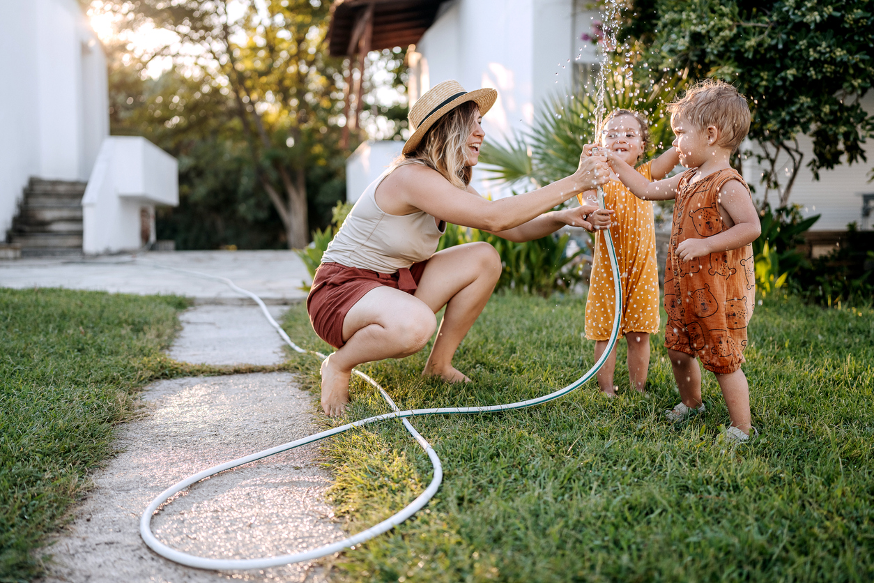 100 actividades gratuitas para que los niños exploren estas vacaciones de verano