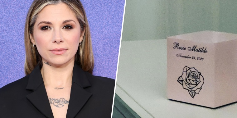 Christina Perri comparte las desgarradoras preguntas de su hija sobre su hermana nacida muerta