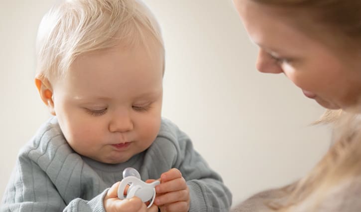 ¿Cuál es la mejor forma de tetina para el chupete de un bebé?