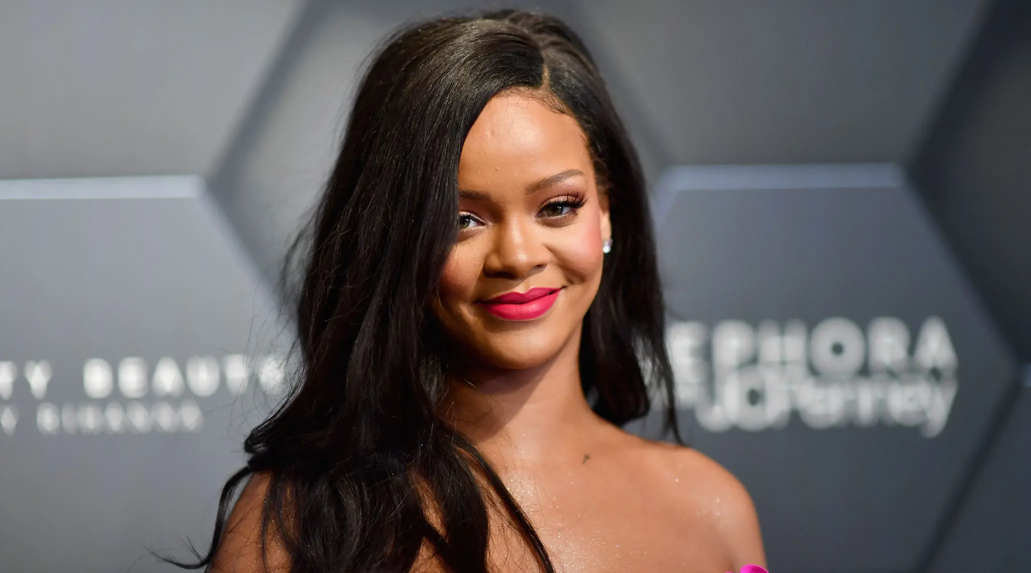 Rihanna comparte fotos de maternidad nunca antes vistas
