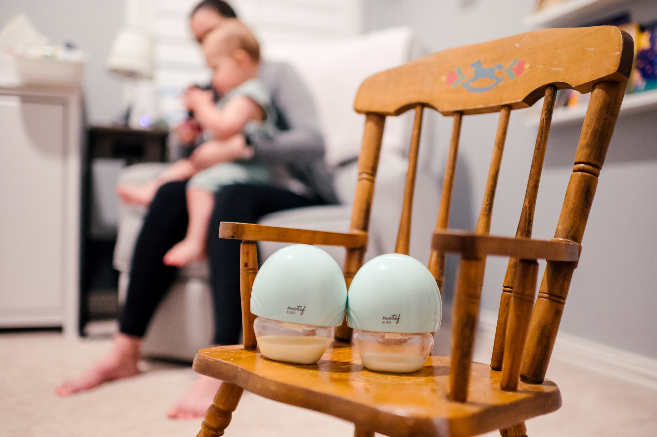 Sacaleches Motif Aura Ideal para la mamá ocupada
