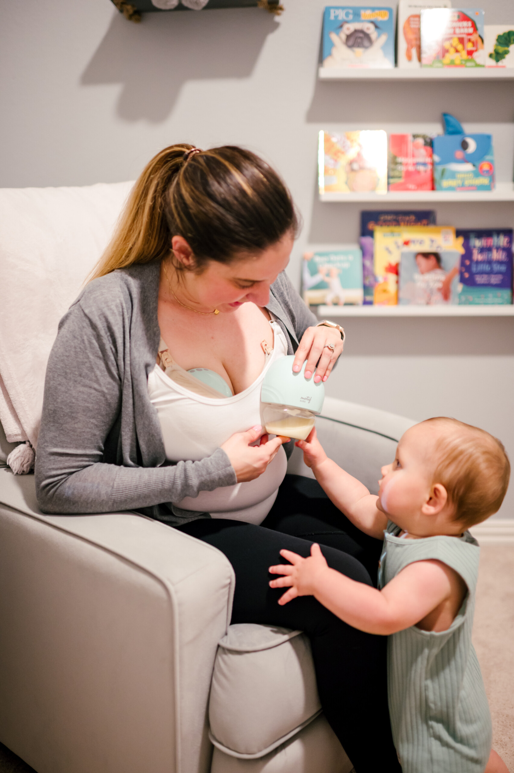 Sacaleches Motif Aura Ideal para la mamá ocupada