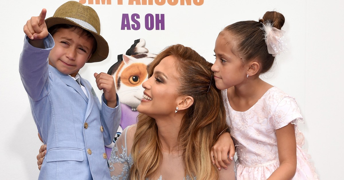 Jennifer Lopez dice que sus gemelos han empezado a 'desafiar' sus decisiones: '¿Por qué mamá hace eso?