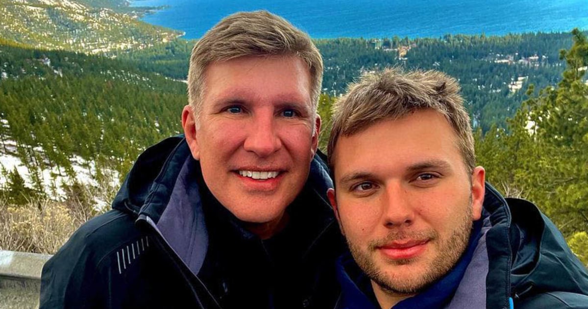 Chase Chrisley dice que el entorno carcelario de su padre Todd es una 