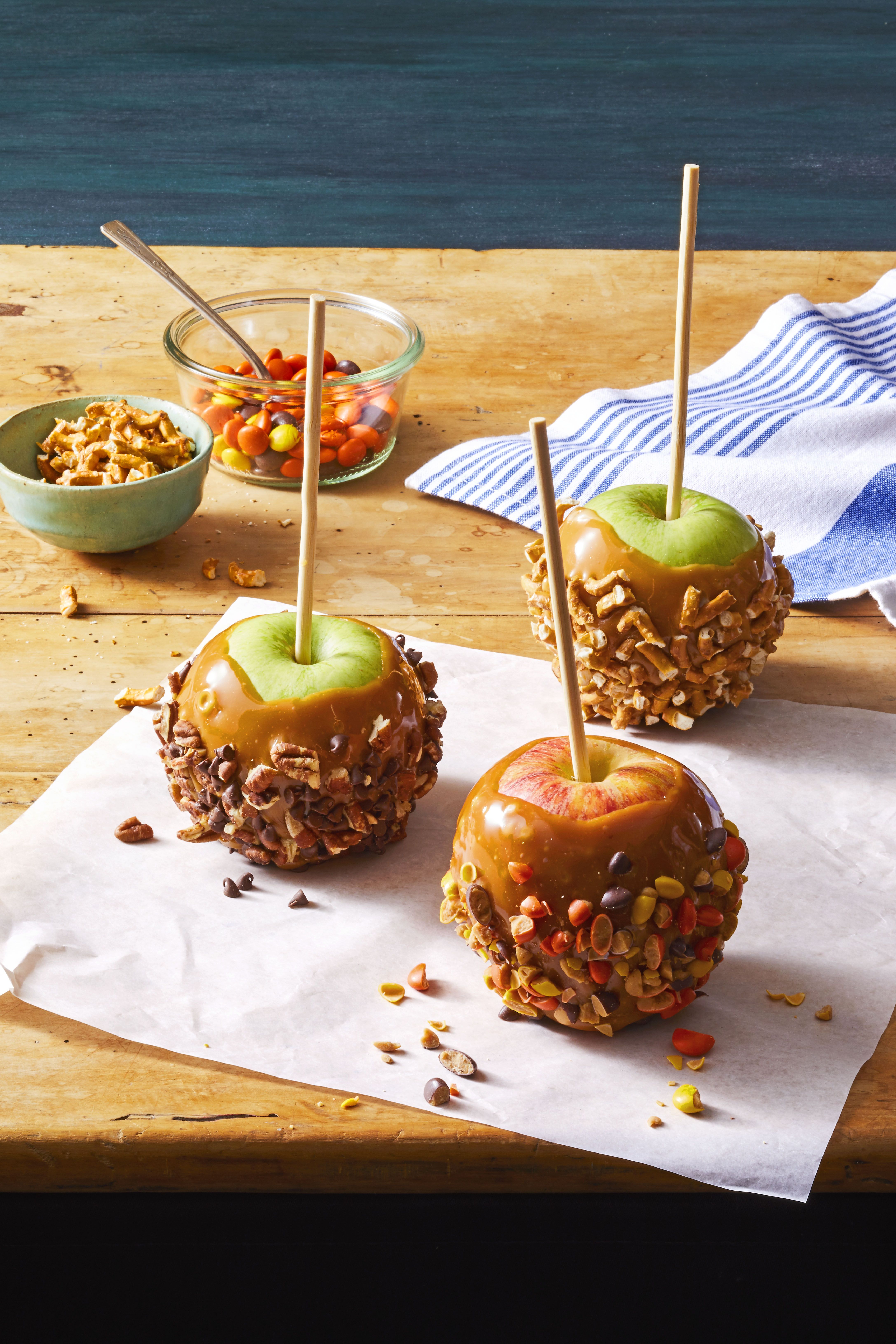 fall activities caramel apples