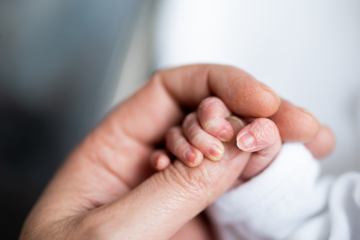 5 cosas que ojalá me hubiera dicho a mí misma cuando mi bebé prematuro era un recién nacido