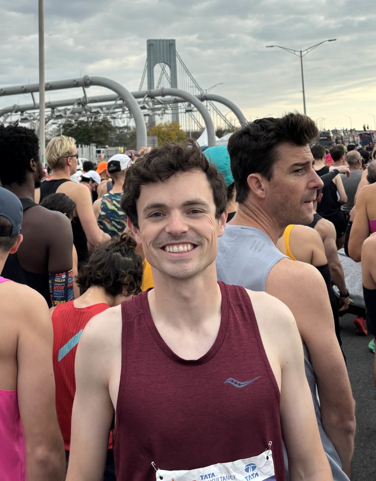 Toda la escuela envió a este profesor de gimnasia directo al maratón de Nueva York