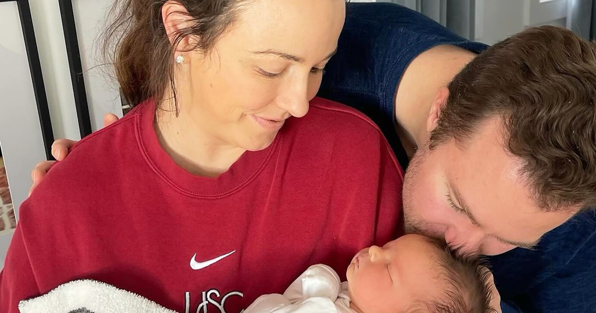 Kathie Lee Gifford publica fotos de ella conociendo a su nuevo nieto: 'Bubbe ya te quiere tanto'