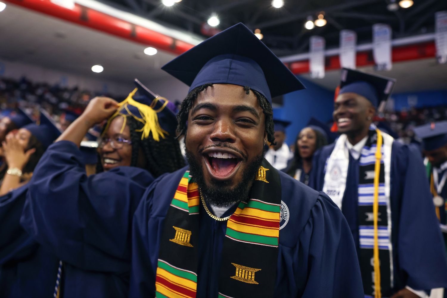 Los estudiantes negros tienen un 40% más de probabilidades de obtener títulos en HBCUs—Aquí está el porqué