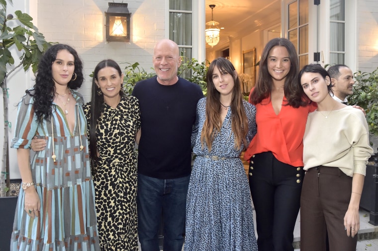 Scout Willis reflexiona sobre el 70 cumpleaños de su padre Bruce Willis: 'Lloré mucho esta mañana'