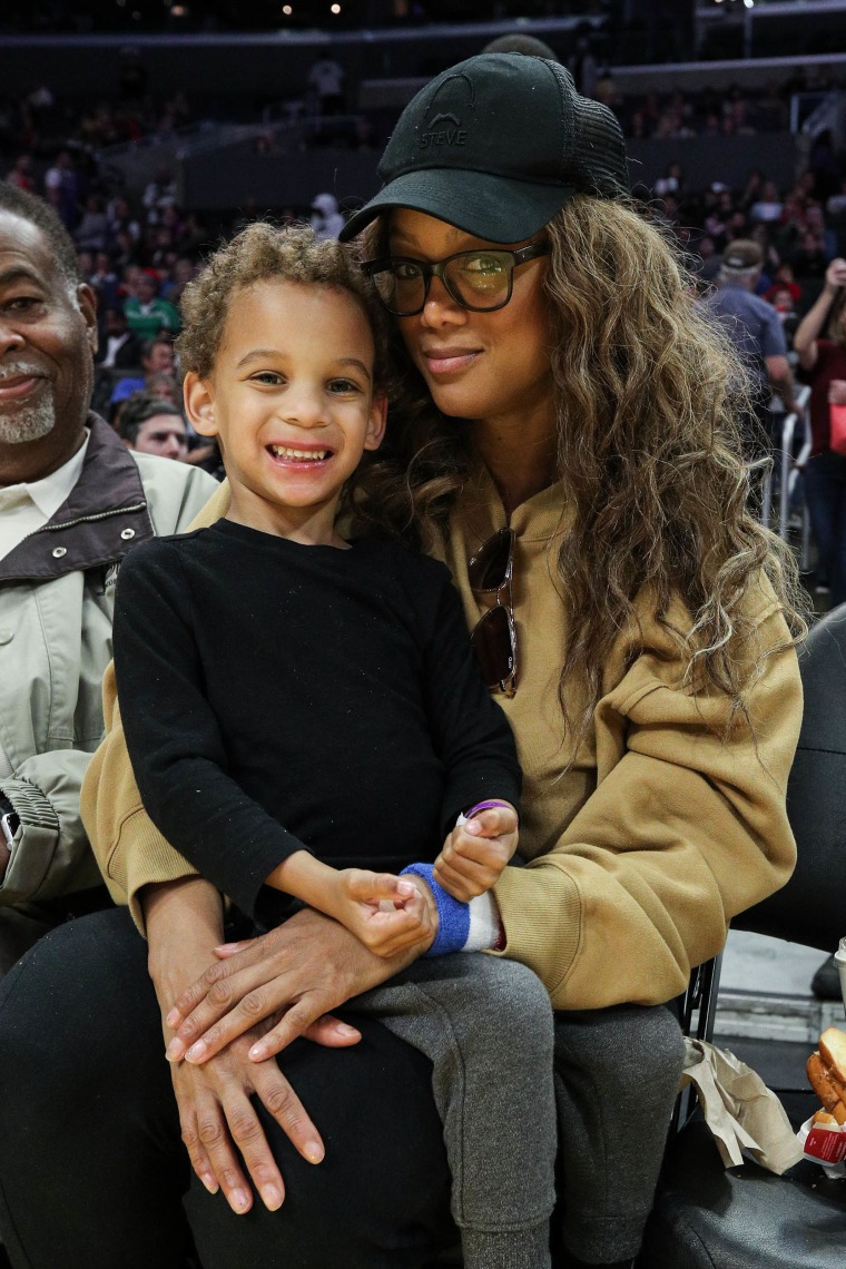 Tyra Banks recuerda ‘feeling so inadequate’ mientras pasaba por la FIV