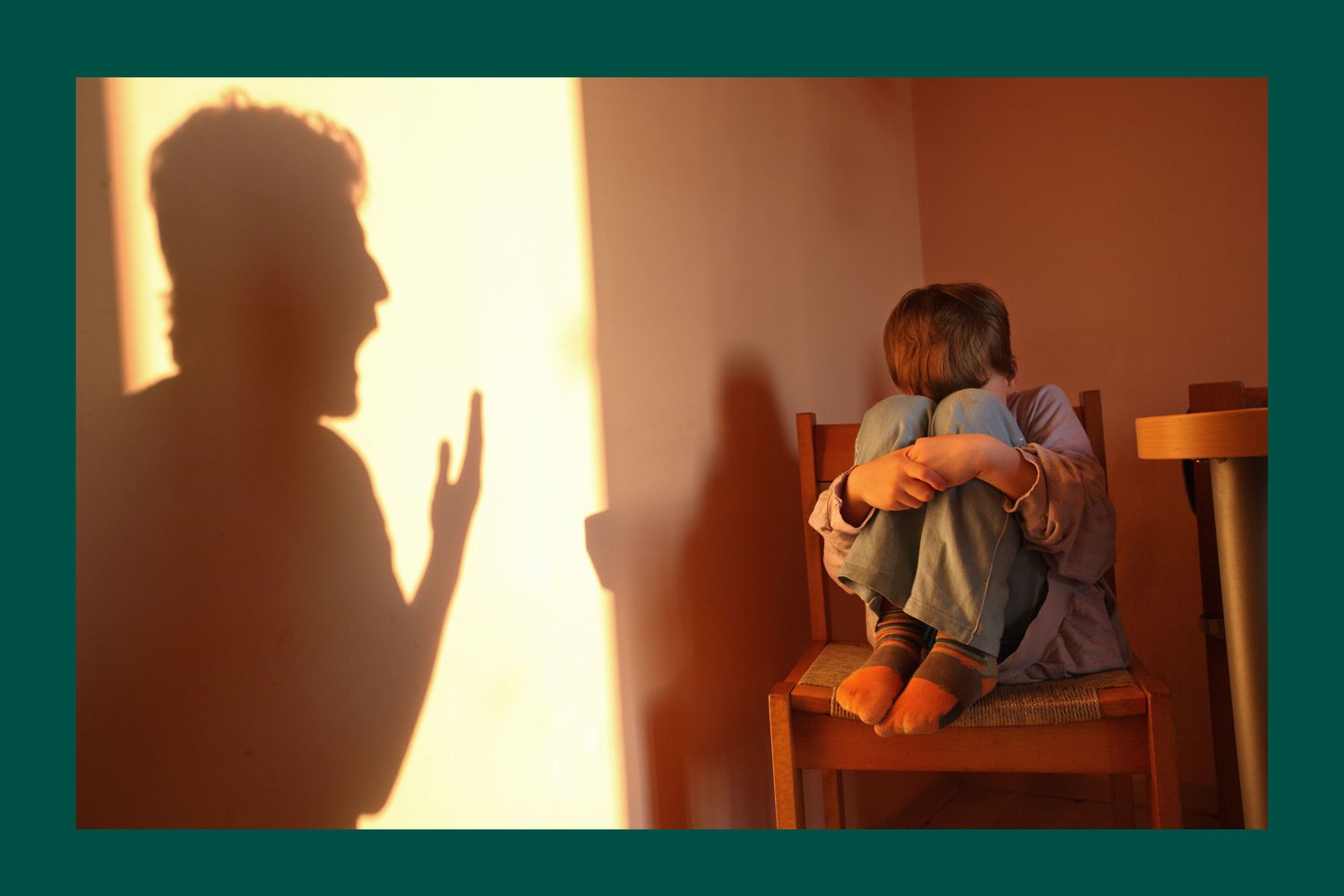 Por qué gritar a los niños es contraproducente y qué hacer en su lugar