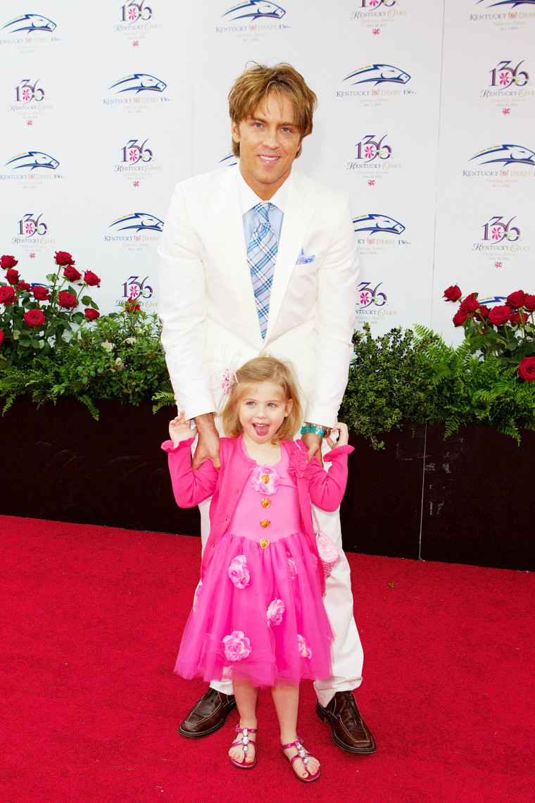 La hija de Anna Nicole Smith y su papá en el Kentucky Derby 2010